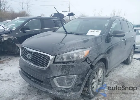 2018 Kia Sorento 2.4L Lx из США, поврежденный, VIN 5XYPG4A32JG427508